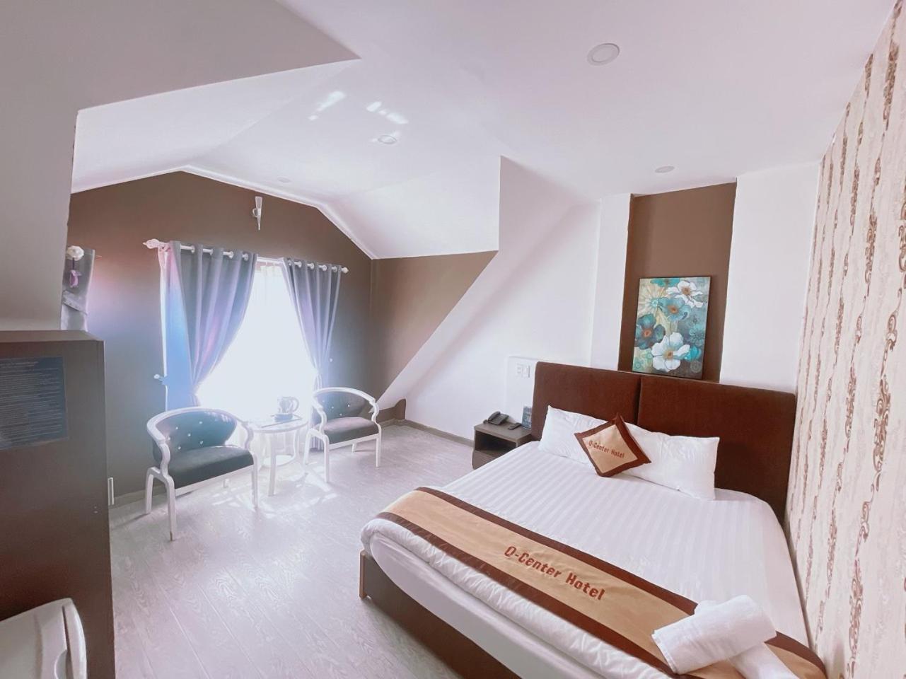 คิว-เซ็นเตอร์ ดาลัด Hotel ภายนอก รูปภาพ